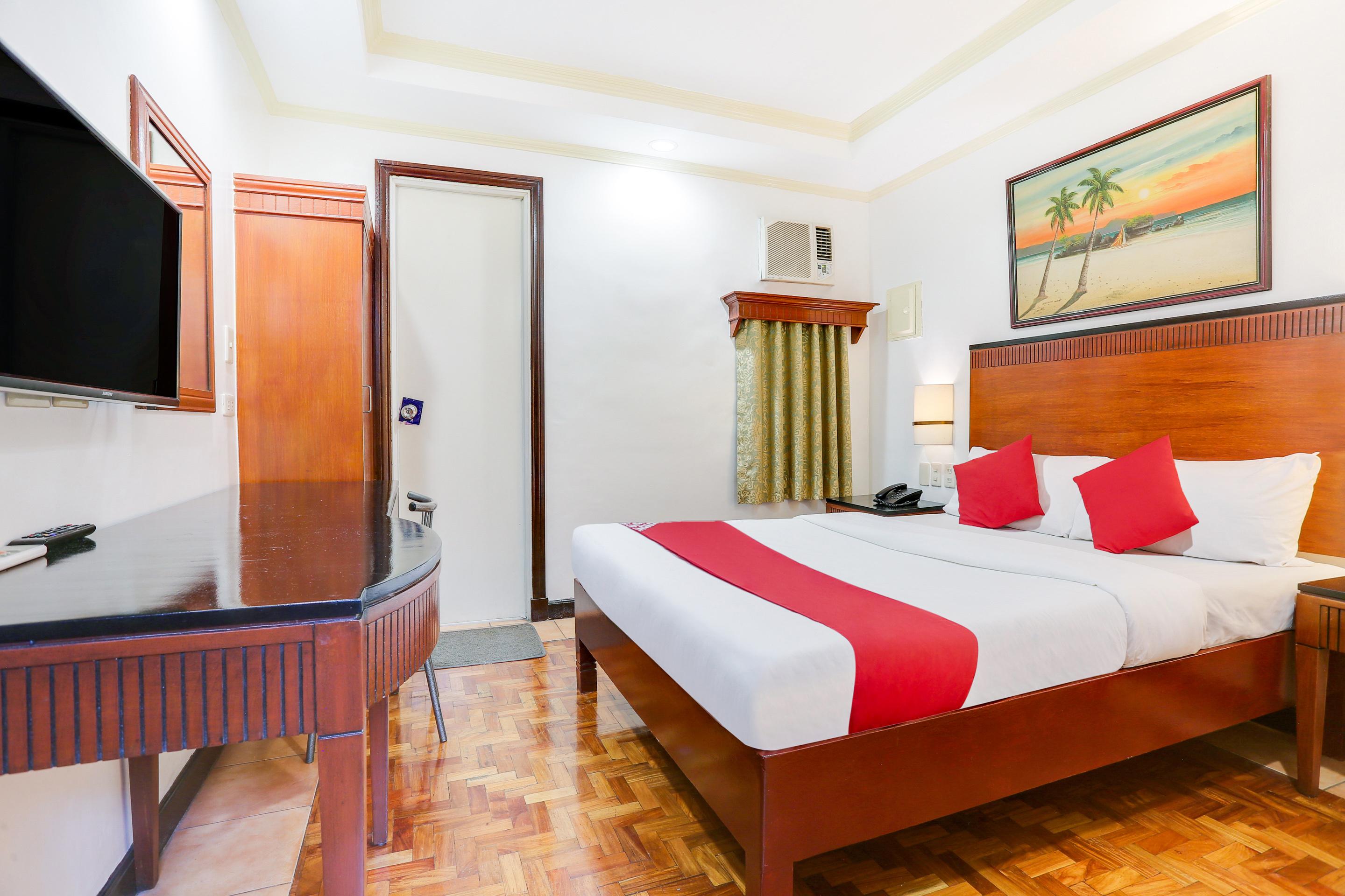 OYO 406 Royal Parc Inn&Suites Quezon City Extérieur photo