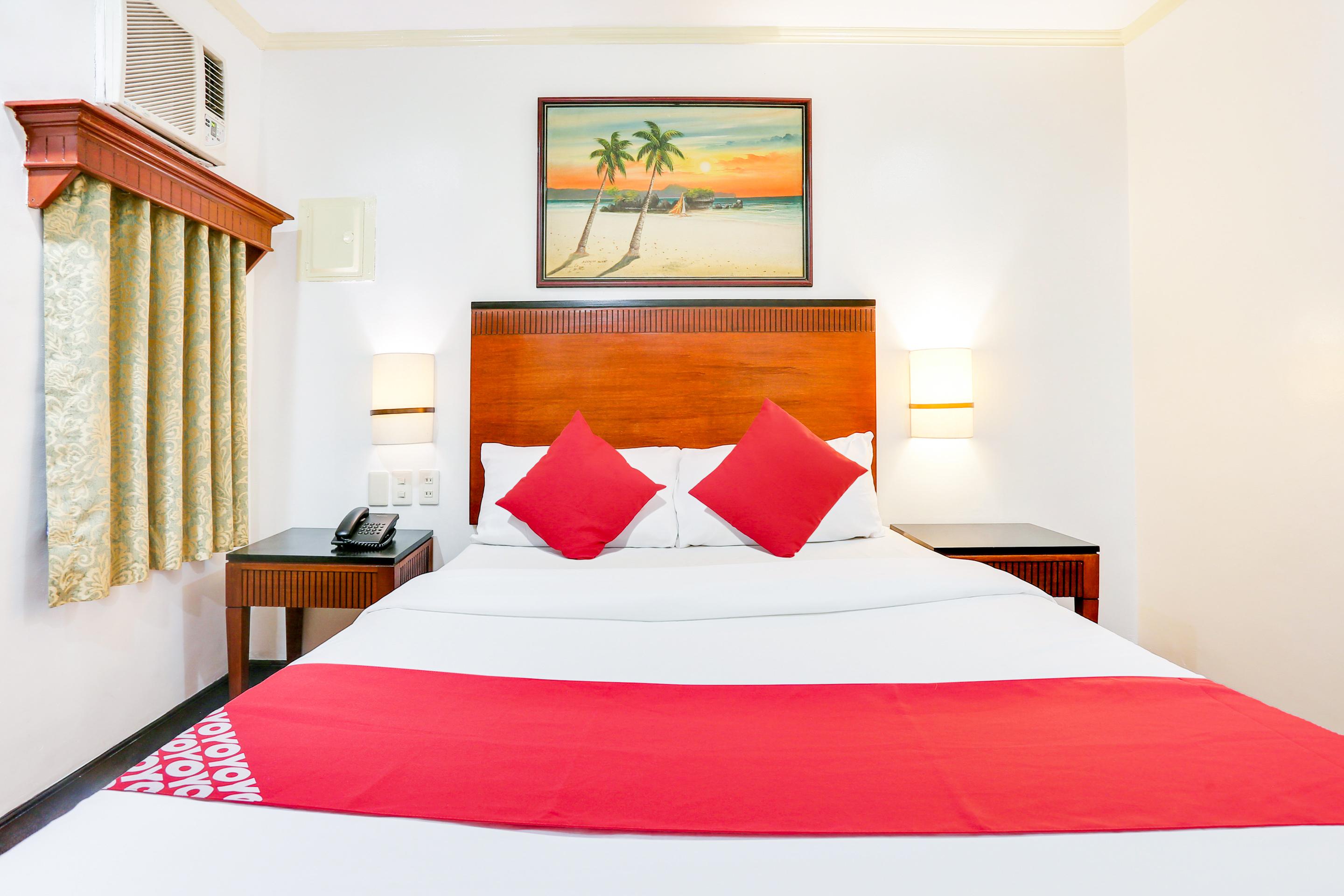 OYO 406 Royal Parc Inn&Suites Quezon City Extérieur photo