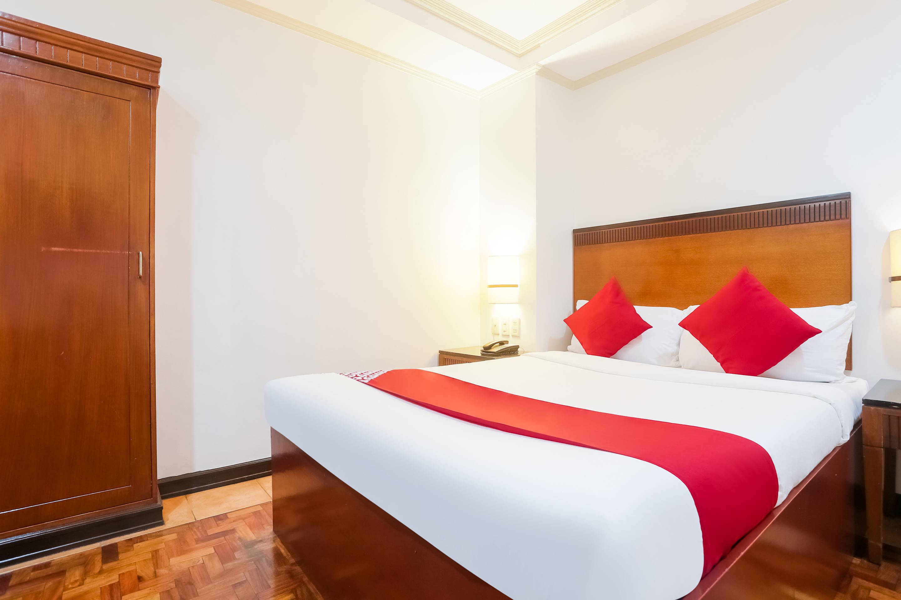 OYO 406 Royal Parc Inn&Suites Quezon City Extérieur photo